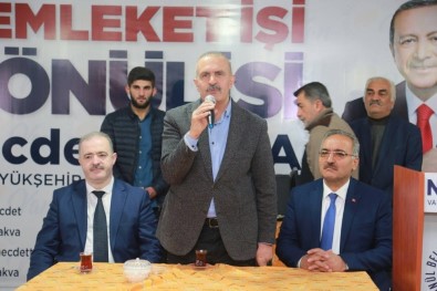 AK Parti'li Kayatürk, Bir Günde 4 İlçeyi Ziyaret Etti
