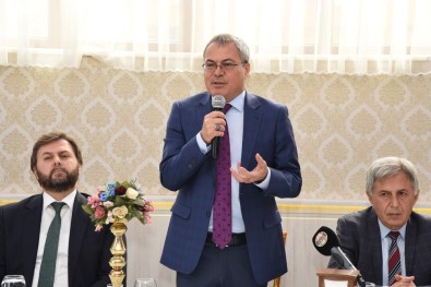 Manisa'daki Okullara 200 Bin Kitap Kazandırılacak