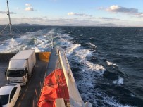 DENIZ OTOBÜSÜ - Marmara'da Poyraz Fırtınası