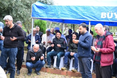 Murat Kekilli'nin Babası Adana'da Toprağa Verildi
