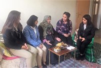 TAŞKıRAN - Öğrencilerden Yaşlılara Yardım Eli