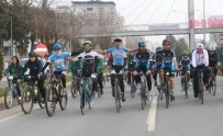 YEŞİLAY HAFTASI - Adıyaman'da Bisiklet Turu Düzenlendi