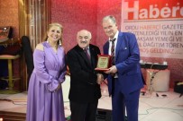 Alman Belediye Başkanına 'Onur Ödülü' Haberi