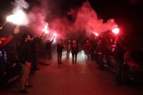 FENOMEN - Beykoz Belediye Başkan Adayı Murat Aydın'a Meşaleli Karşılama