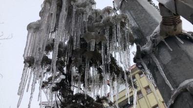 Kars'ta Kar Yağışı Etkili Oluyor