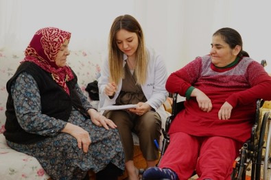 Kastamonu'da Yaşlı, Bakıma Muhtaç Ve Engelliler Evde Bakım Hizmetiyle Hayata Tutunuyor