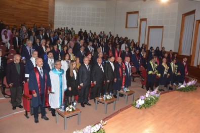 Yakın Doğu Üniversitesi 'Bilim Ödülleri 2018' Görkemli Bir Törenle Gerçekleştirildi