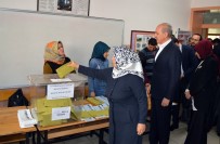 SEVGİ KURTULMUŞ - AK Parti Genel Başkanvekili Numan Kurtulmuş Oyunu Fatih'te Kullandı