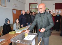 HASAN ANGı - AK Parti Konya İl Başkanı Angı Oyunu Kullandı