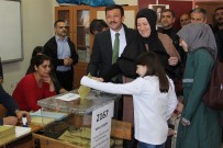 HAMZA DAĞ - AK Parti'li Hamza Dağ Oyunu Kullandı