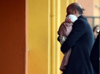 REYYAN ERDOĞAN - Bilal Erdoğan Oy Kullanmaya Eşi Ve Çocuğuyla Geldi