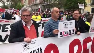 Madrid'de 'Büyük Şehirlere Göçe' Karşı Gösteri