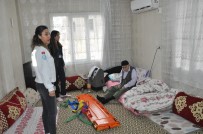 OY PUSULASI - Vatandaş Oyunu Ambulansta Kullandı