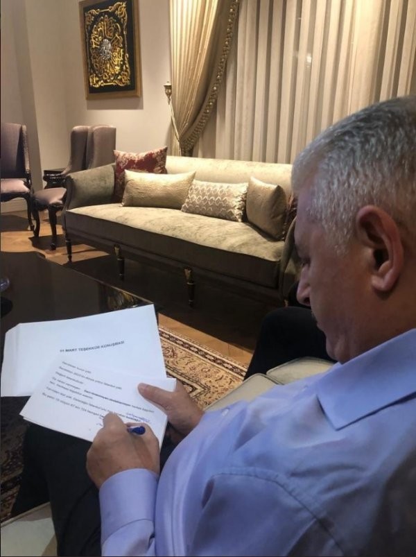 Binali Yıldırım konuşmasını hazırladı!