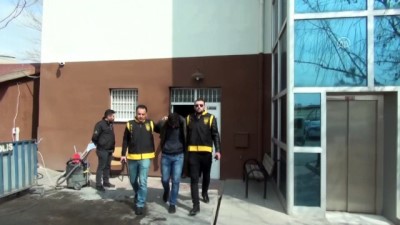 Aksaray'daki Polis Memuruna Silahlı Saldırı