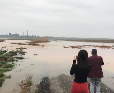 Kızıltepe'de Sel Nedeni İle Vatandaşlar Evlerinde Mahsur Kaldı