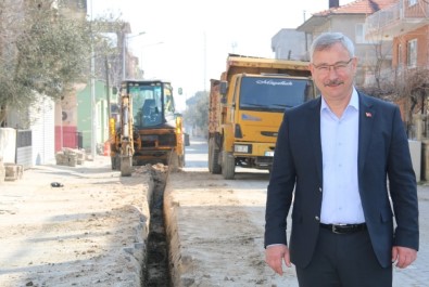 Saruhanlı'da Doğal Gaz Kazı Çalışmaları Başladı