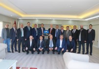 İBRAHIM YIĞIT - Başkan Kamil Saraçoğlu, Oda Başkanlarıyla Bir Araya Geldi