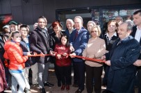 BEYLIKDÜZÜ BELEDIYESI - Beylikdüzü'nde Emekliler Lokali Açıldı