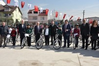NEVZAT DOĞAN - Bisiklet Coşkusu Yeşilova'da Devam Etti