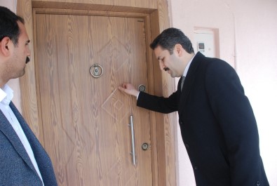 Başkan Eroğlu'dan Çat Kapı Ziyaret