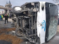 SERVİS OTOBÜSÜ - Başkent'te Otobüs Kazası Ucuz Atlatıldı