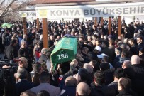 ORHAN TOPRAK - Kazada Ölen Doktor Karı-Koca Toprağa Verildi