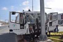 Malatya'da Feci Kaza Açıklaması 3'Ü Ağır 9 Yaralı