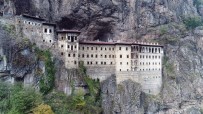 ALTıNDERE - Sümela Manastırı'nda 3,5 Yıldır Süren Restorasyon Çalışmaları Kapsamında 4 Bin Ton Kaya Temizliği Yapıldı