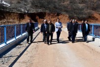 TUNCELİ VALİSİ - 60 Yıllık Sorunu Çözen Köprüyü İnceleyen Vali Sonel, 'Zipline' Yaptı