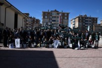 SELIM PARLAR - Atiker Konyasporlu Futbolcular Şivlilik Dağıttı