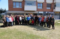 KAZıM KURT - Başkan Kurt Çalışan Kadınlarla Bir Araya Geldi