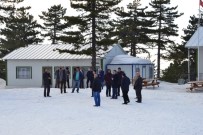 TERMAL TURİZM - Gediz Belediye Meclisi Son Toplantısını Murat Dağı'nda Yaptı