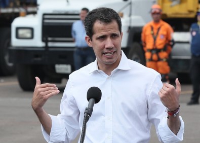 Guaido'dan Maduro'ya: Yetkin yok