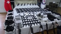 SİLAH KAÇAKÇILIĞI - İzmir'de Kaçak Silah Üretilen Fabrikaya Baskın Açıklaması 53 Gözaltı