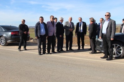 Kütahya'da 15 Kilometrelik Grup Yolu Hizmete Sunuldu