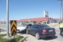 Manavgat'ta Trafik Kazası Açıklaması 2 Yaralı