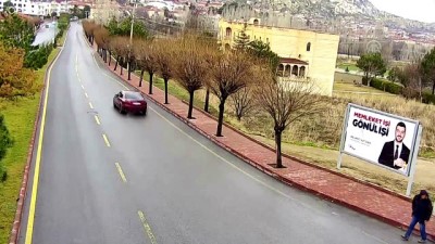 Nevşehir'de Aracın Yayaya Çarpması Güvenlik Kamerasında