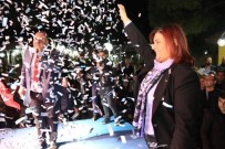 BÜLENT TEZCAN - Özlem Çerçioğlu, Seçim Çalışmalarını Umurlu'da Sürdürdü