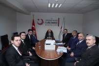 YABANCILAR VE ULUSLARARASI KORUMA KANUNU - Vali Çakacak, İl Göç İdaresi Müdürlüğünü Ziyaret Etti