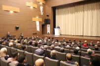 YALÇıN TOPÇU - Yalçın Topçu, Kırşehir'de 'Yerel Siyaset Yerli Düşünce' Konferansına Katıldı