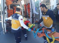 KÜÇÜK ÇOCUK - 3. Kattan Düşen Çocuk Ağır Yaralandı