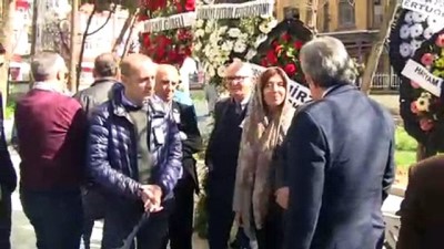 Cüneyt Çakır'ın Kayınpederinin Cenazesi Toprağa Verildi