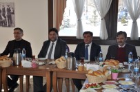 SERBEST MUHASEBECİ MALİ MÜŞAVİRLER ODASI - İş Dünyasının Öncü İsimleri Kahvaltılı Toplantıda Bir Araya Geldi