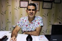 DOĞURGANLIK - Kadın Hastalarını Karanfille Karşıladı