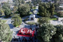 BALCı - Kadınlar Gökyüzüne Ay-Yıldızlı Balonlar Bıraktı