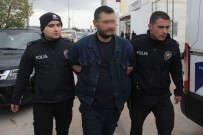 KIZ ÇOCUĞU - Kıskançlık Krizine Girip Karısını Ve Kızını Bıçakladı