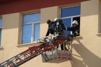 KAZIM KARABEKİR - Muradiye'de Gerçeğini Aratmayan Yangın Tatbikatı