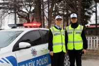 ÇOCUK BAKIMI - (Özel) Evde Anne, İş Yerinde Trafik Polisi