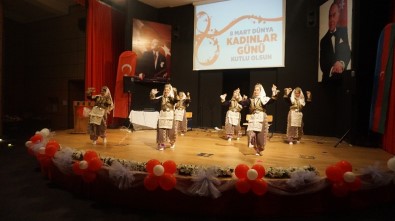 Aliağa'da Kadınlar Günü'ne Özel Renkli Program